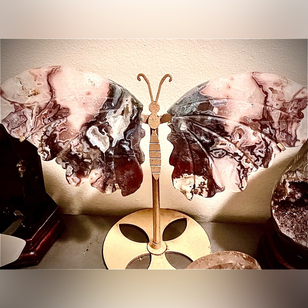 Butterfly pink moss Agate all natural crystal